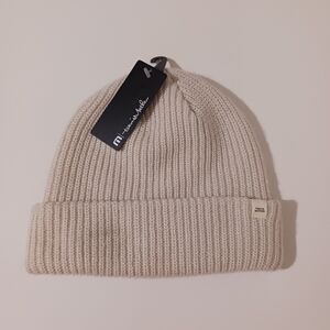 NWT Travis Mathew Cream/Ivory/Beige Knit Ribbed Beanie Unisex Minor Flaws READ